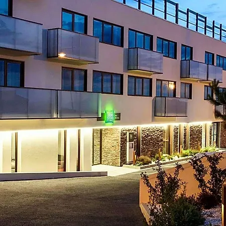 Ibis Styles Collioure 포르방드르